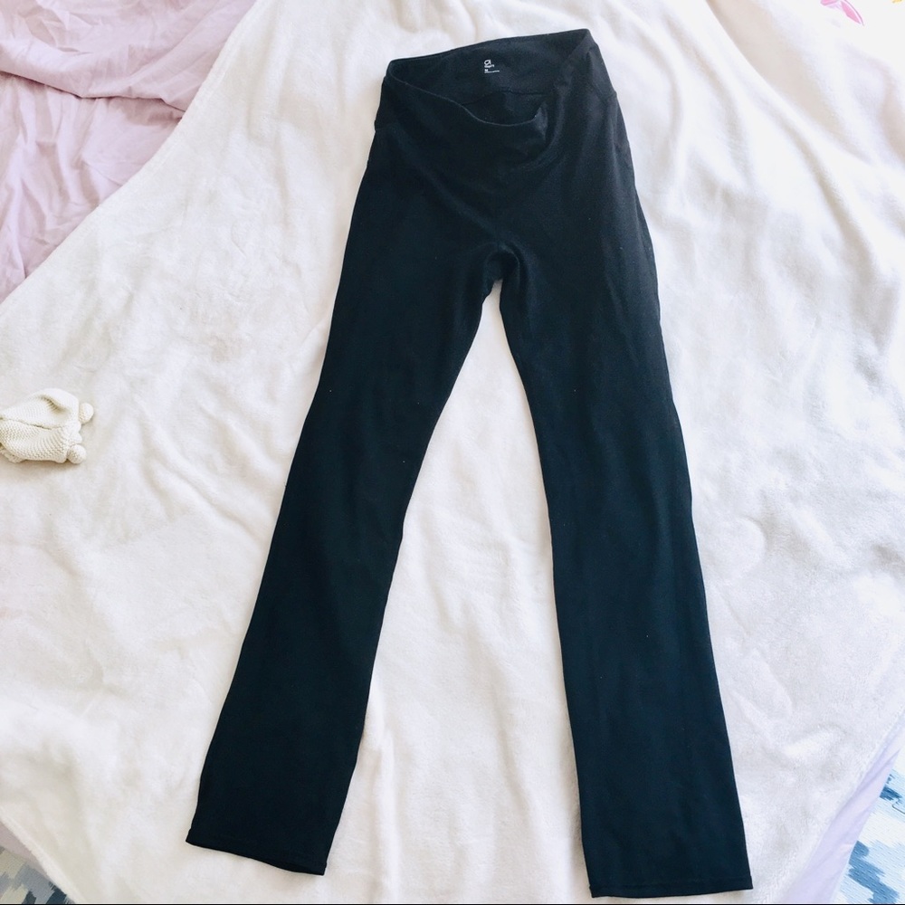 Gap Fit straight leg leggings